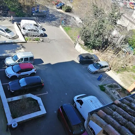 Apartment Latourette Vii